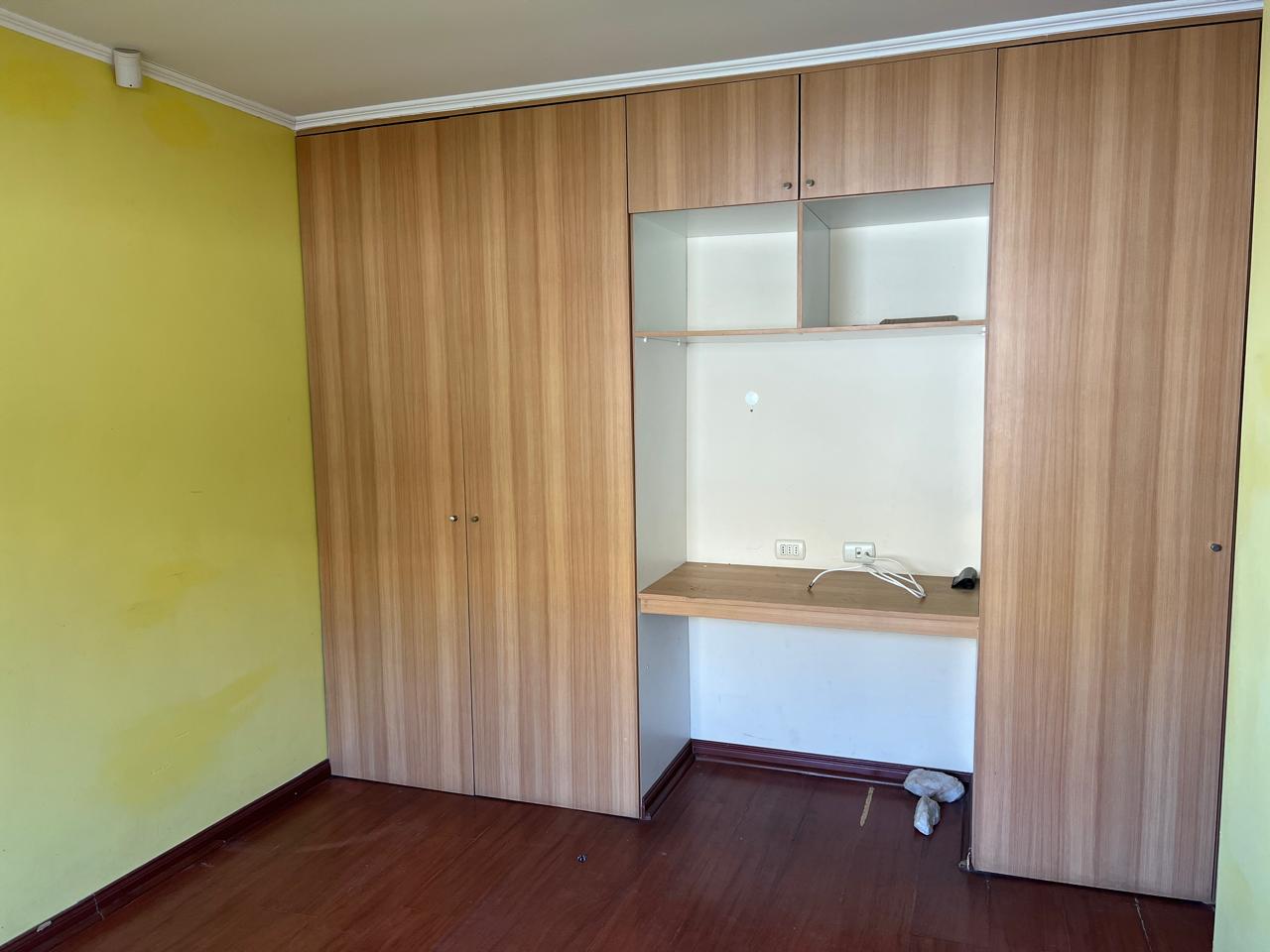 CONDOMINIO LAS ACACIAS - AMPLIA CASA.-